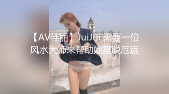 谭小灵 性感白色比基尼服饰 牛奶浴主题 娇媚丰腴有致惹火身段十足动人