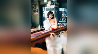 【新速片遞】  酒店女厕偷拍黄衣美女雪白肥臀❤️丰满鲍鱼构成一幅美景