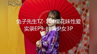 JK制服长发妹妹和年轻小鲜肉男友，多角度深喉怼嘴