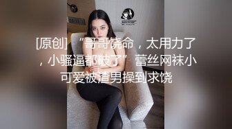 韩国巨乳小姐姐，豪乳比脑袋大，揉捏放在桌子上，抹润滑油黄瓜乳夹，搞的噗呲噗呲