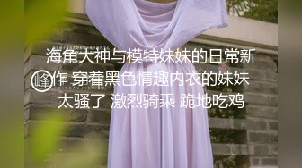 娇女战双男被干得神魂颠倒，两位猛男轮番草骚女各种姿势各种干，抱起来一起草全程露脸，呻吟不止还有一女观战