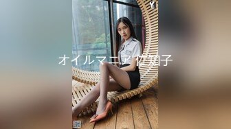 爬窗偷窥漂亮美眉洗香香 身材不错 大奶子小翘臀