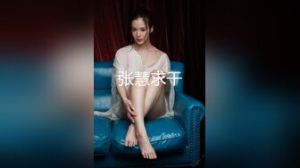 【新片速遞】女同事手机里发现她发给男友的自拍露脸尿尿视频 还微信里说你这爱好真奇葩