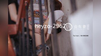 2023-7-3【酒店偷拍小情侣】颜值不错美女，躺在床上摸摸搞搞，看的出美女很想要