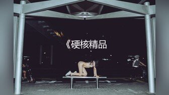 可爱眼镜学妹酱酱仔全程露脸洗澡诱惑，尿尿给狼友看好骚，揉骚奶子自慰逼逼，奶子比心好有爱，精彩不要错过