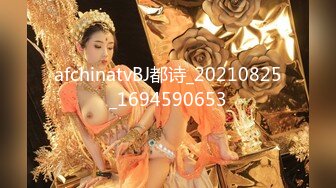 大神周末带着漂亮女同事去郊游顺便玩个车震爽翻了完美露脸